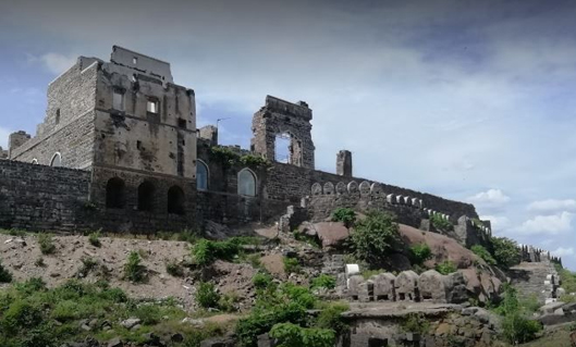 Kondapalli Fort